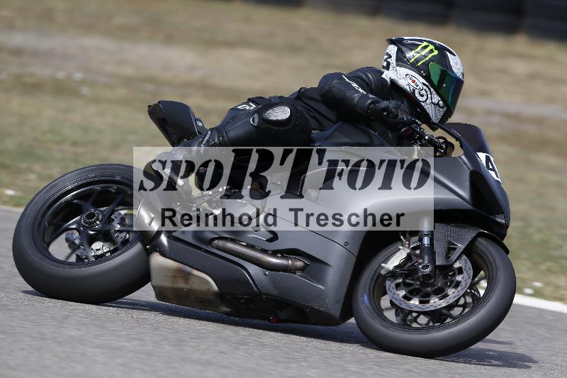 /37 09.08.2026  Pluess Motosport ADR/Freies Fahren/unklar